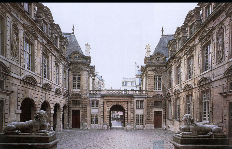 Hôtel Sully, Hof, Blick auf Straße