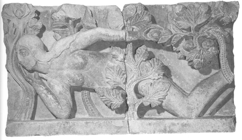 Fragment des Türsturzes vom nördlichen Querhausportal von Saint-Lazare, Eva