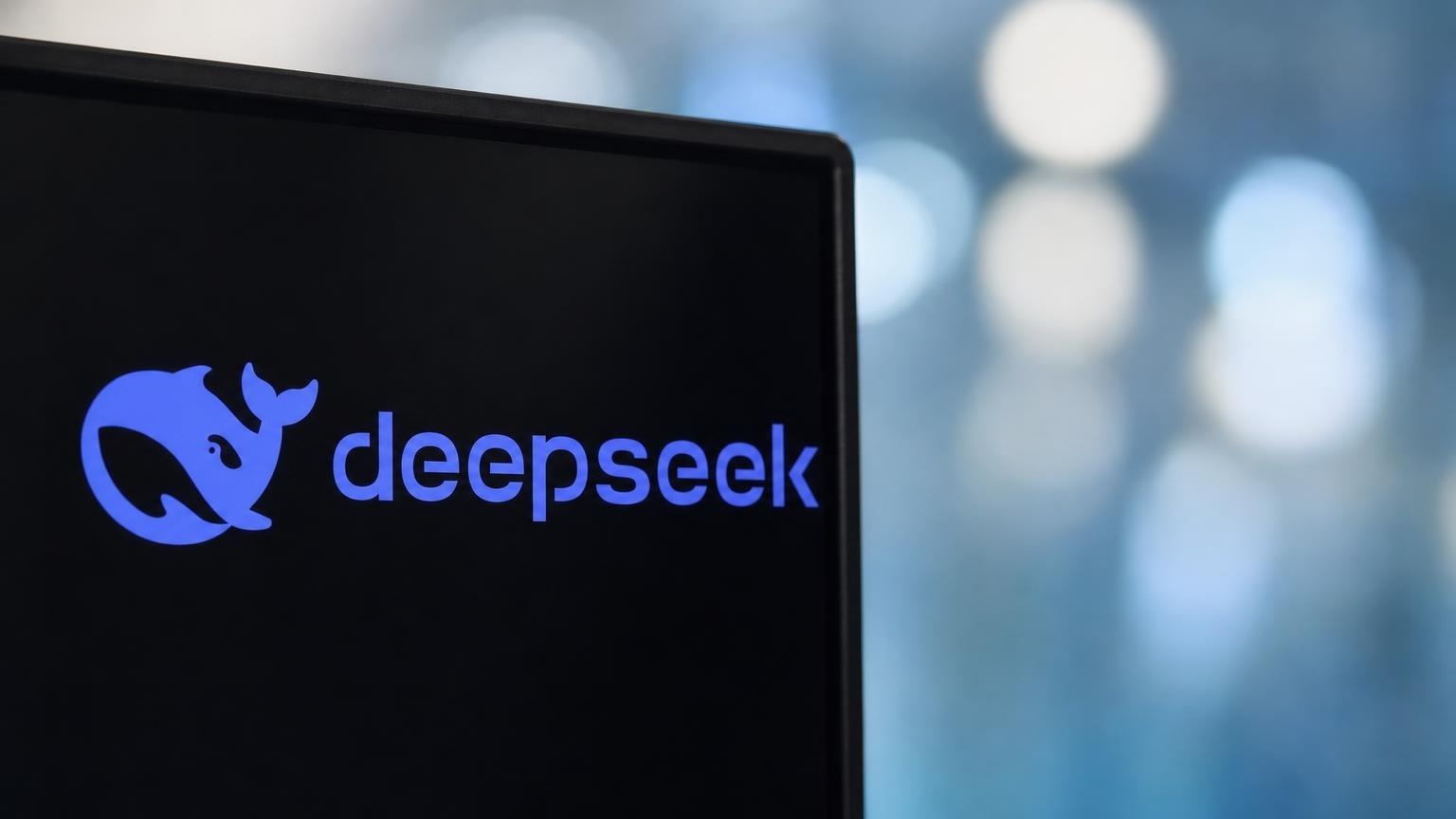 US bans DeepSeek AI from civilian government agencies