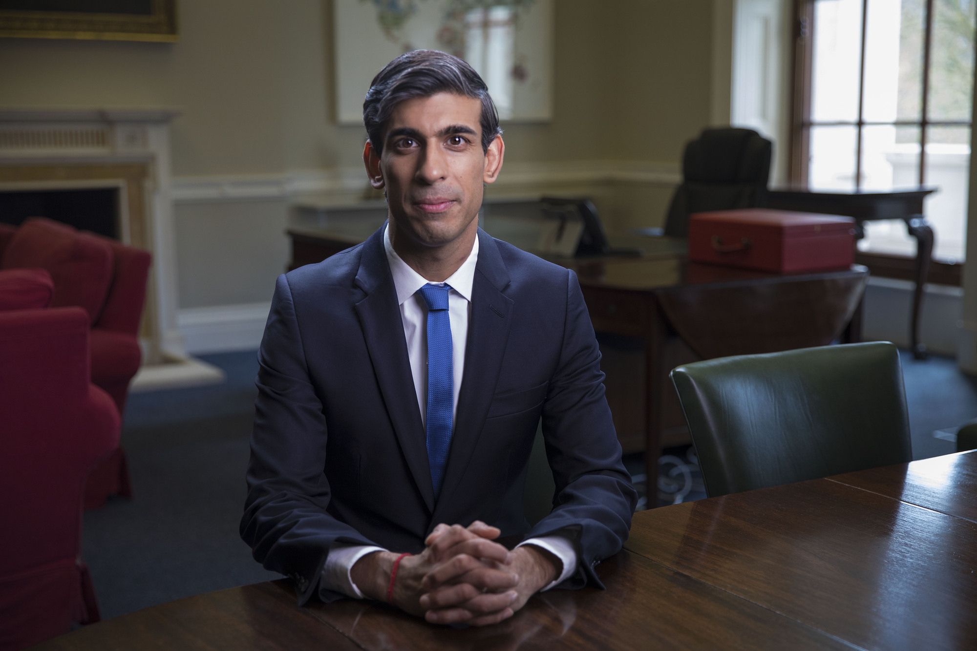 Rishi Sunak Takes Advisory Roles at Microsoft and Anthropic