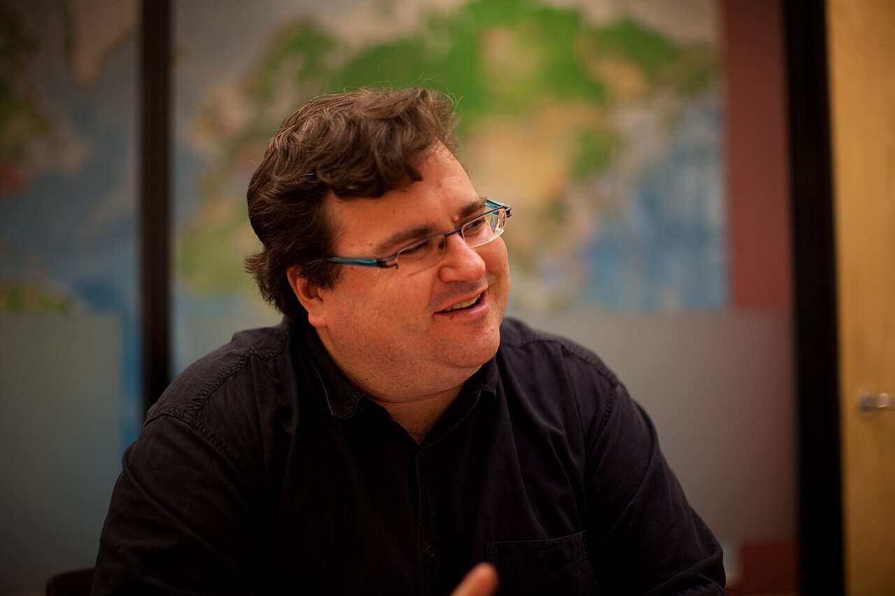 Reid Hoffman to Leave Microsoft Board to Focus on AI Startup Manas
