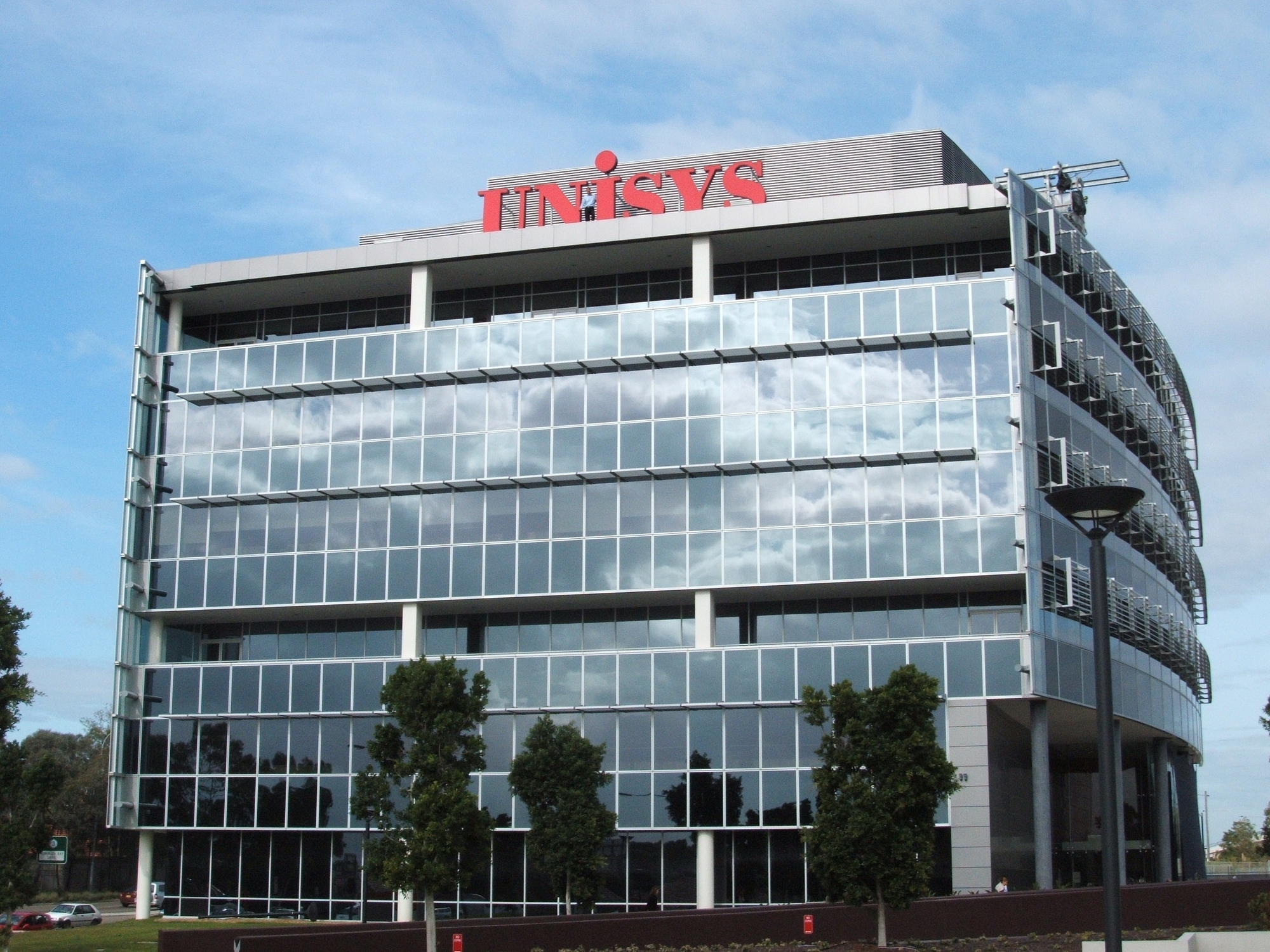 Unisys Survey Shows Confidence in AI and Cloud Foundations Outpacing Business Results