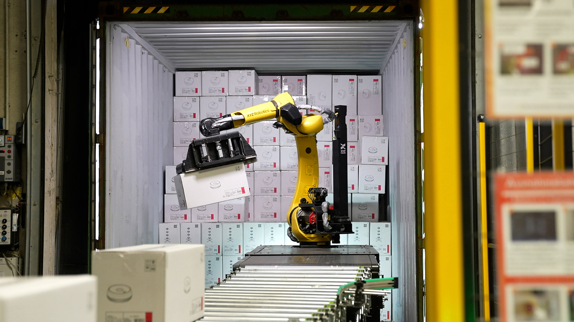 BAUHAUS Uses XYZ Robotics System at Krefeld Warehouse