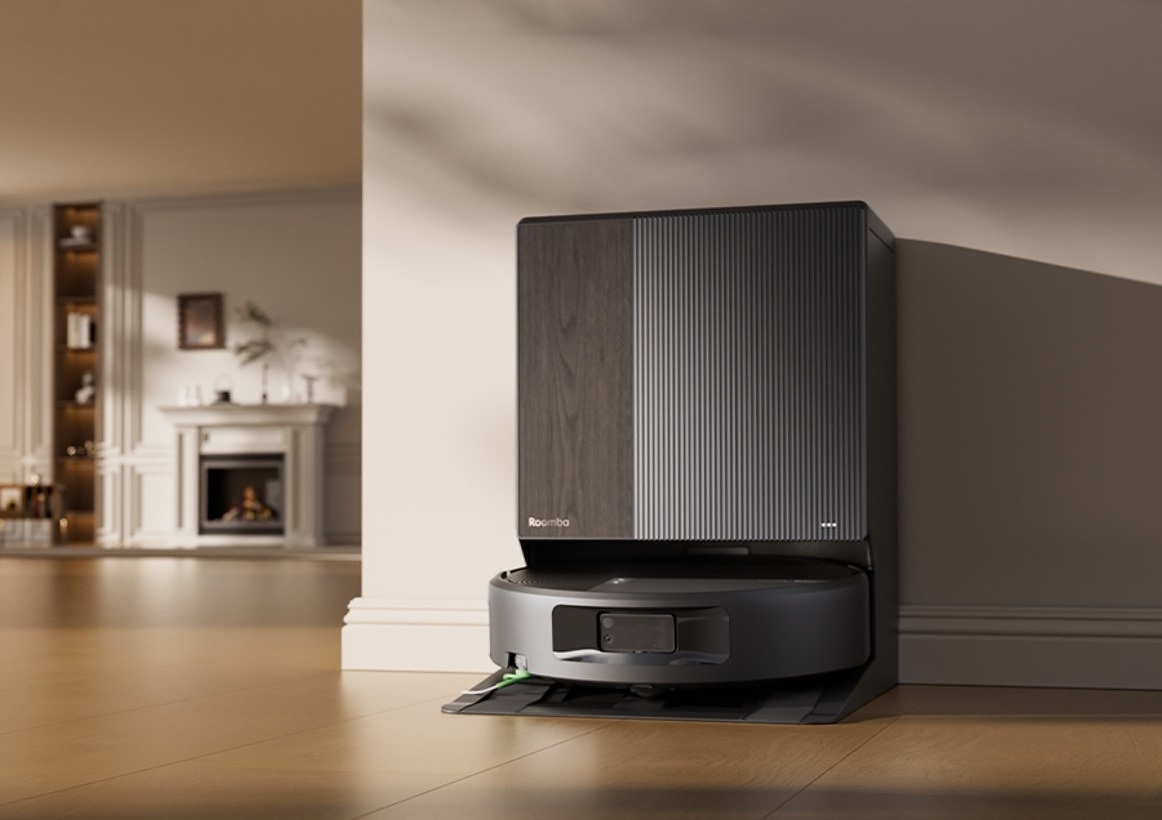 iRobot Introduces Roomba Max 875 Combo With AI Object Recognition