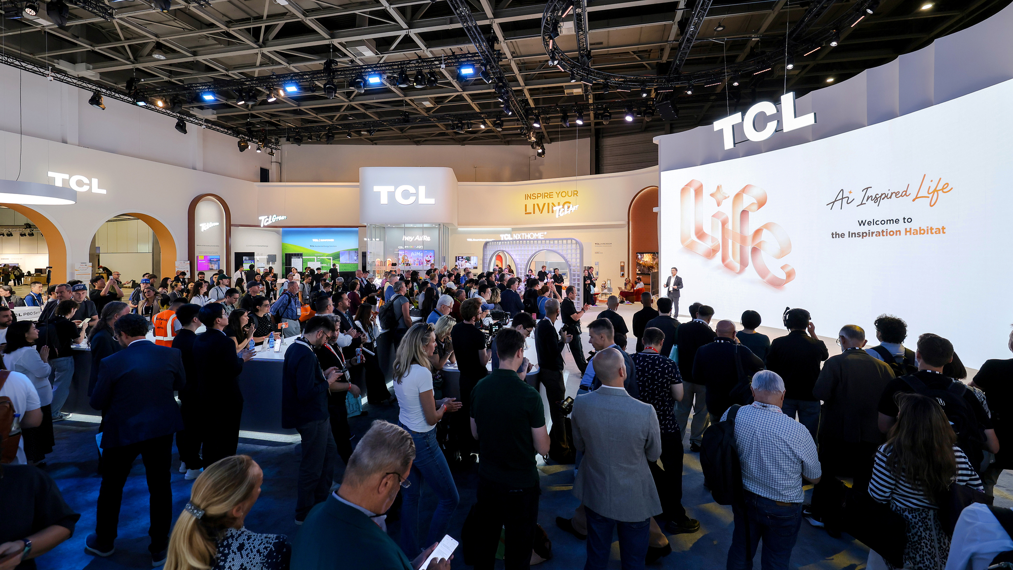 TCL Shows AI Home Products at IFA 2026