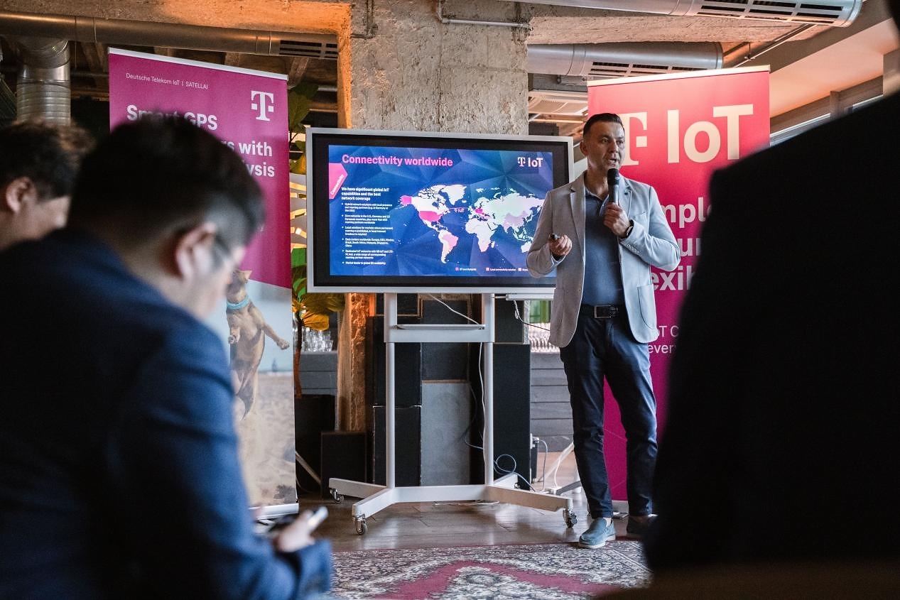 SATELLAI Expands Pet Tracking Partnership With Deutsche Telekom IoT and Swift Navigation