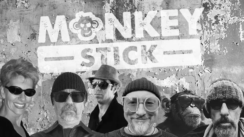 Money Stick@ BAr Oussou