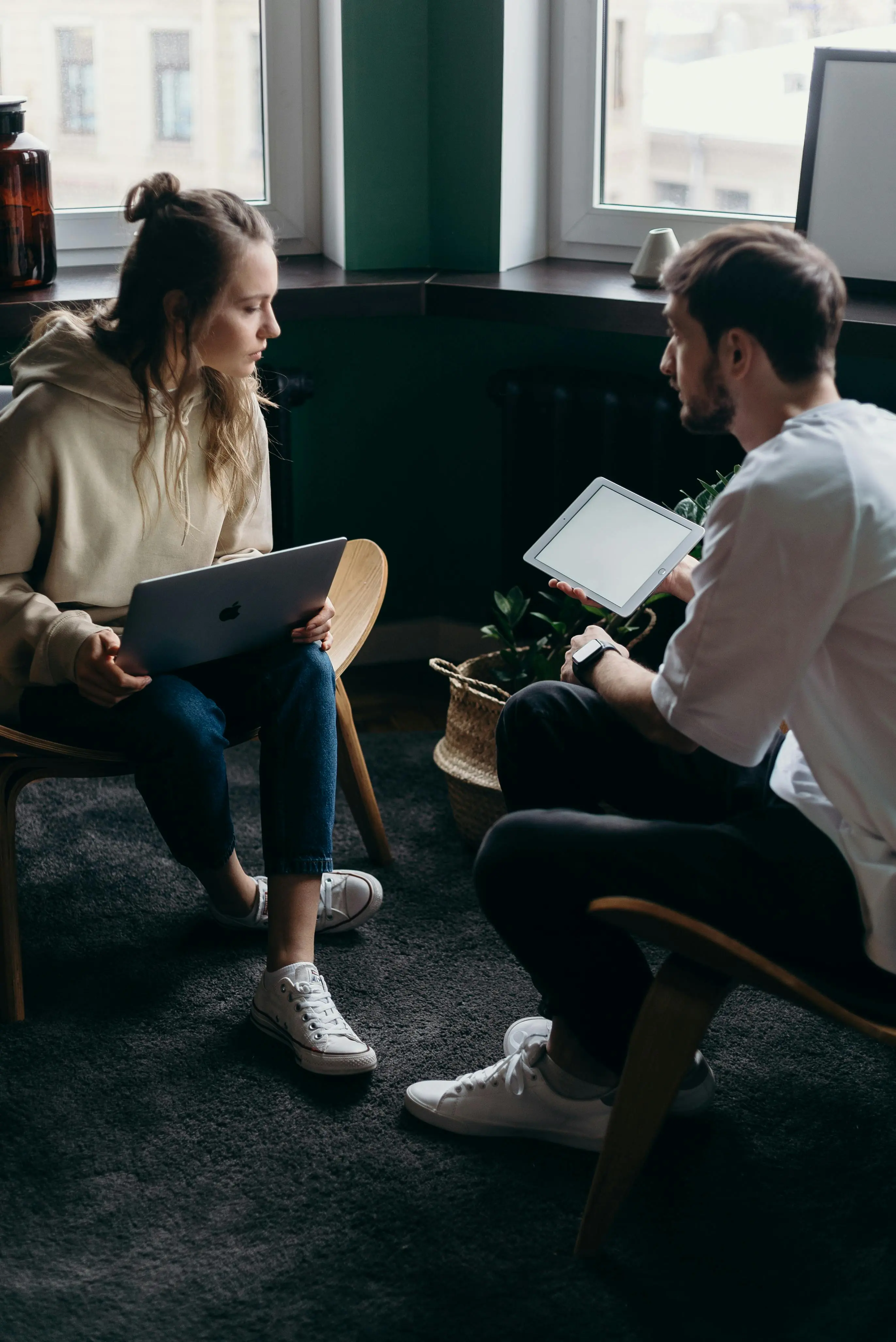 Hur man Förbereder Gästlistan till Bröllopet: Tips och Råd-hero