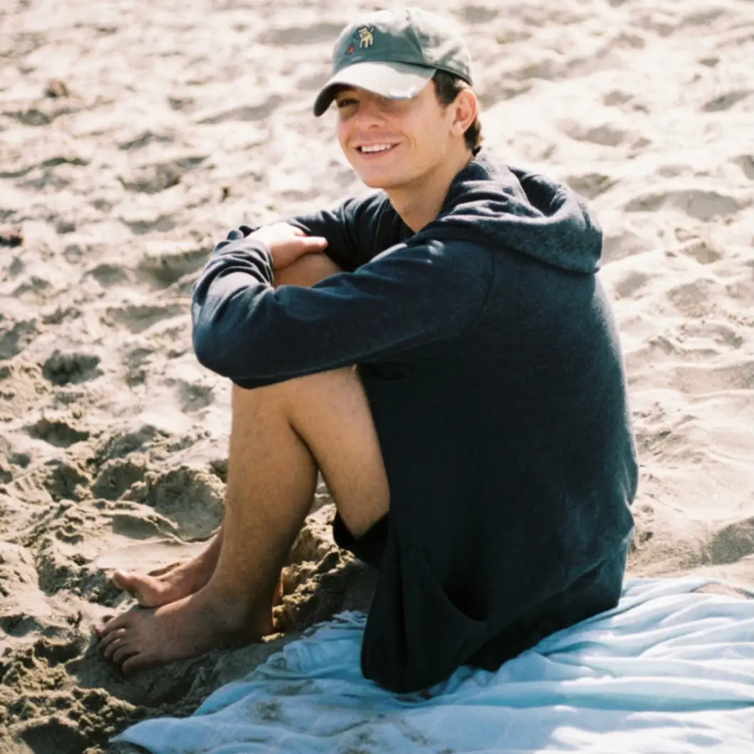 Photo: 2020-02-13_Me-At-the-Beach.webp