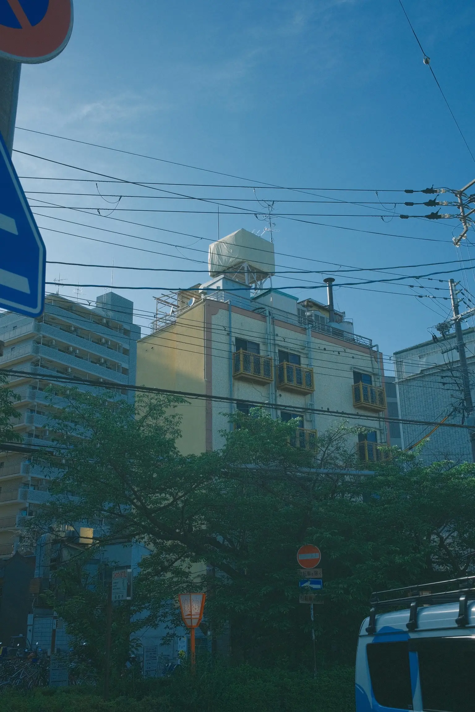 Photo: 2023-05-24_Some-Building-in-Kyoto.webp