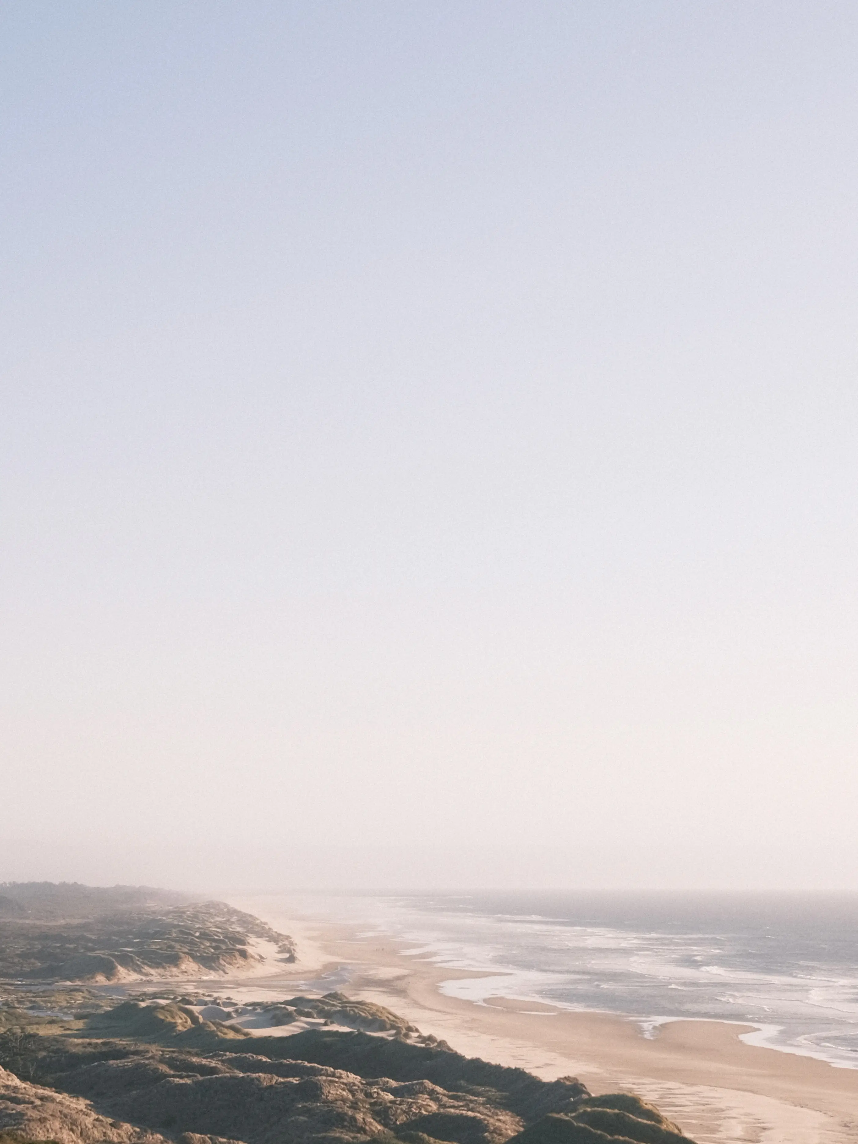 Photo: 2023-09-16_Oregon-Beach-But-Vertical.webp