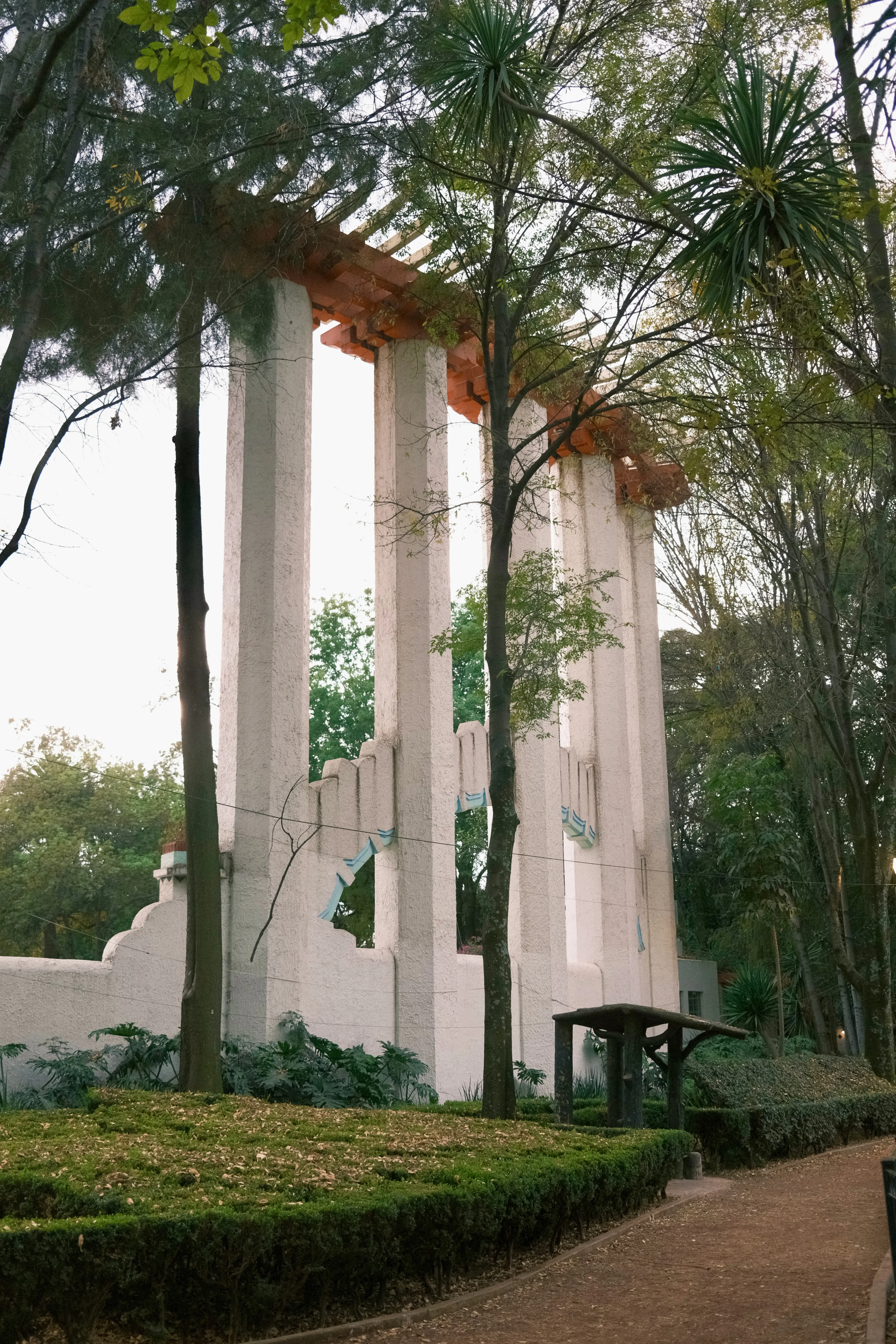 Photo: 2023-12-26_Some-Pillars.webp