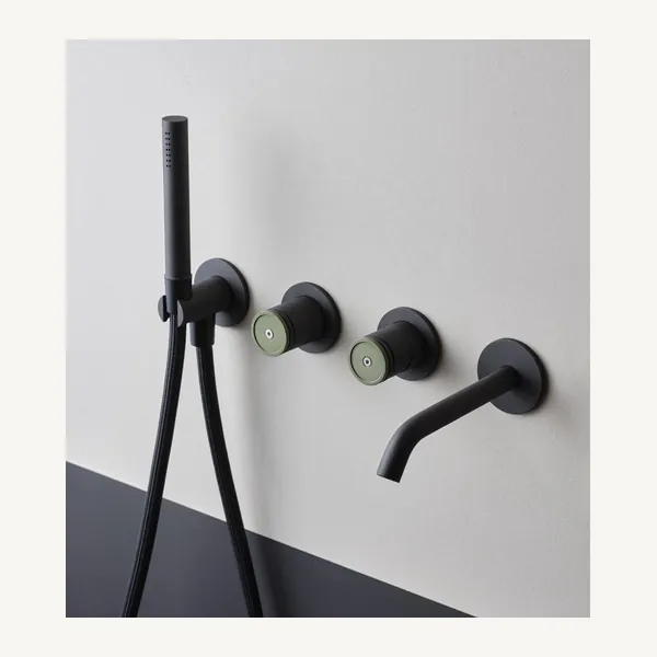 Scoglio Complete Wall Mounted Bath Set with 1500mm Hose
