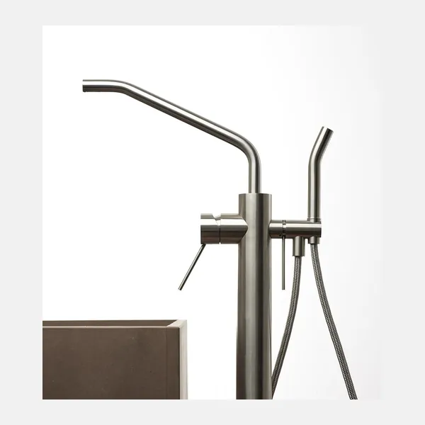 Slancio Freestanding Bath Filler Mixer With Handshower And Flexible Hose