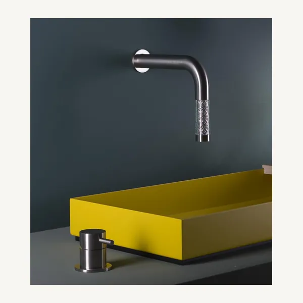 Naturale Deck Mounted Spout and Mixer Set