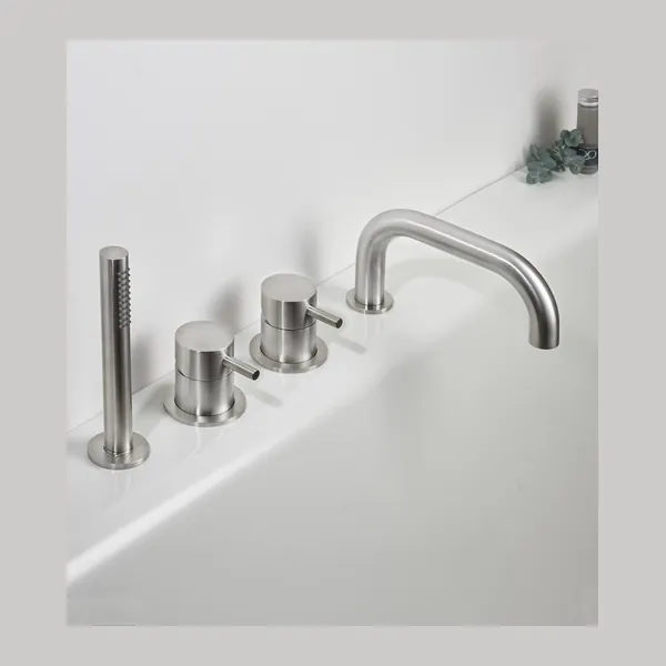 Limpido Deck Mounted Bath Set with Hand Shower and Long Flexible