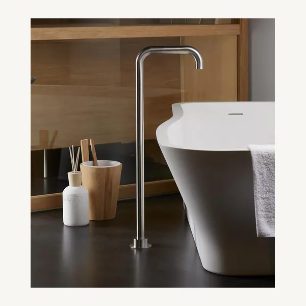 Portata Freestanding Floor Mounted Bath Filler