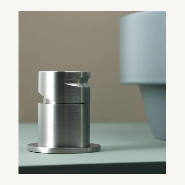 Sospenso Deck Mounted Bath Mixer With Swivel Spout