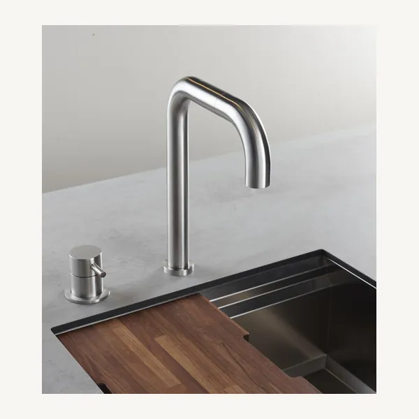 Darsena Exposed Set Sink Mixer With Pull Out Spout