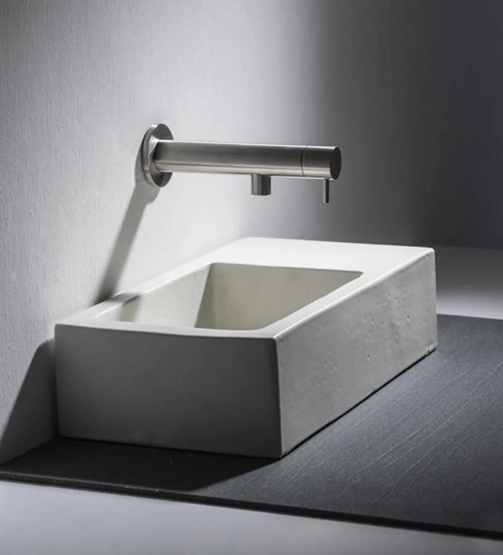 Limpido Single Supply Wall Mounted Basin Faucet