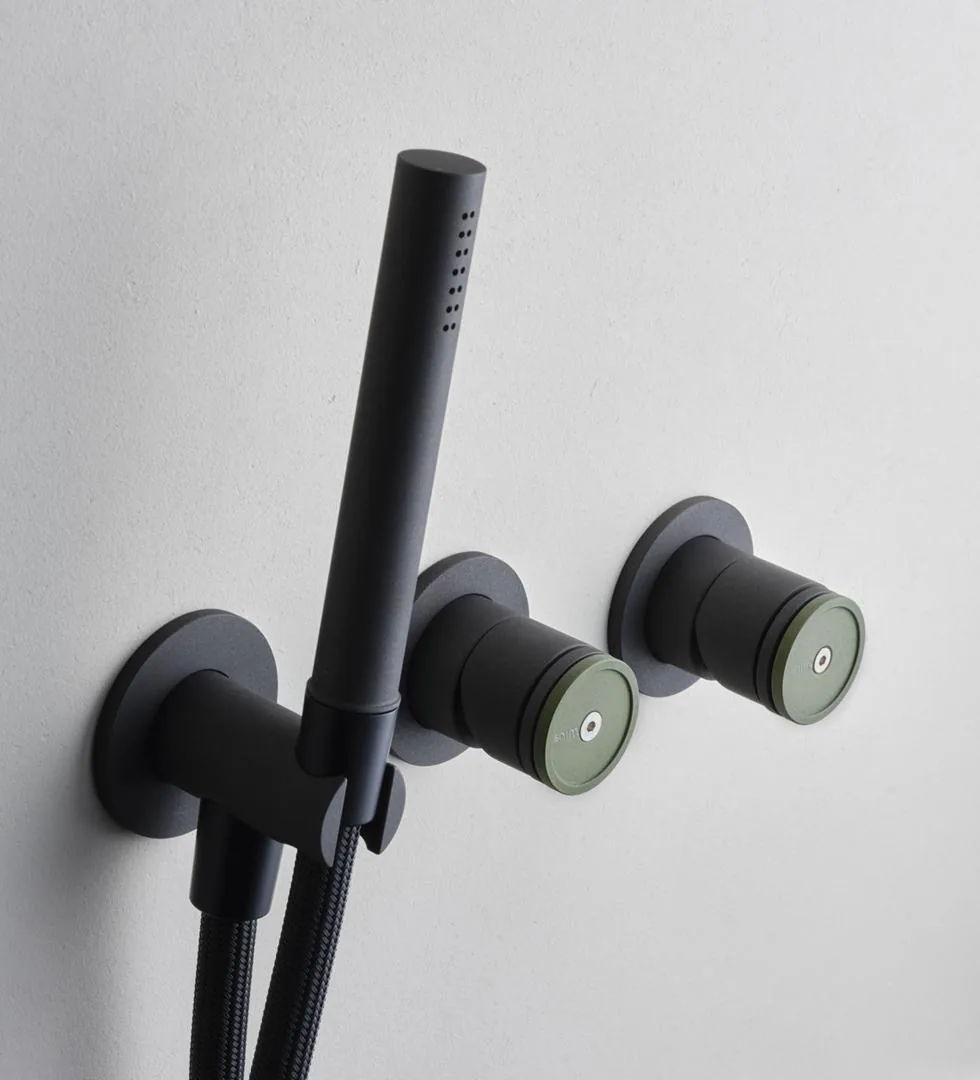 Scoglio Shower Set with Diverter, Hand Shower and Flexible Hose