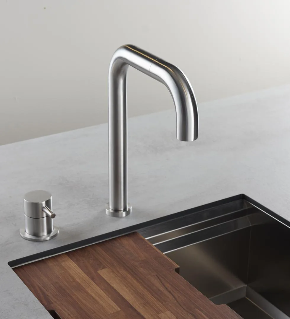 Darsena Exposed Set Sink Mixer With Pull Out Spout
