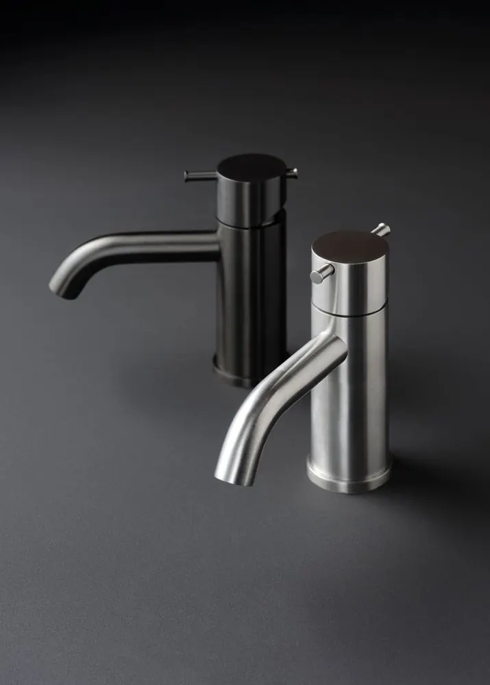 Fontea brushed and gloss stainless steel taps side by side